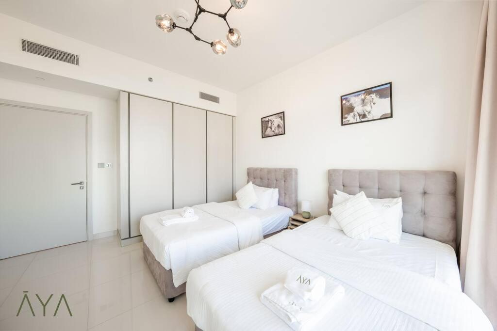 Apartment Luxurious 2-br At Sunrise Bay, Emaar Beachfront *