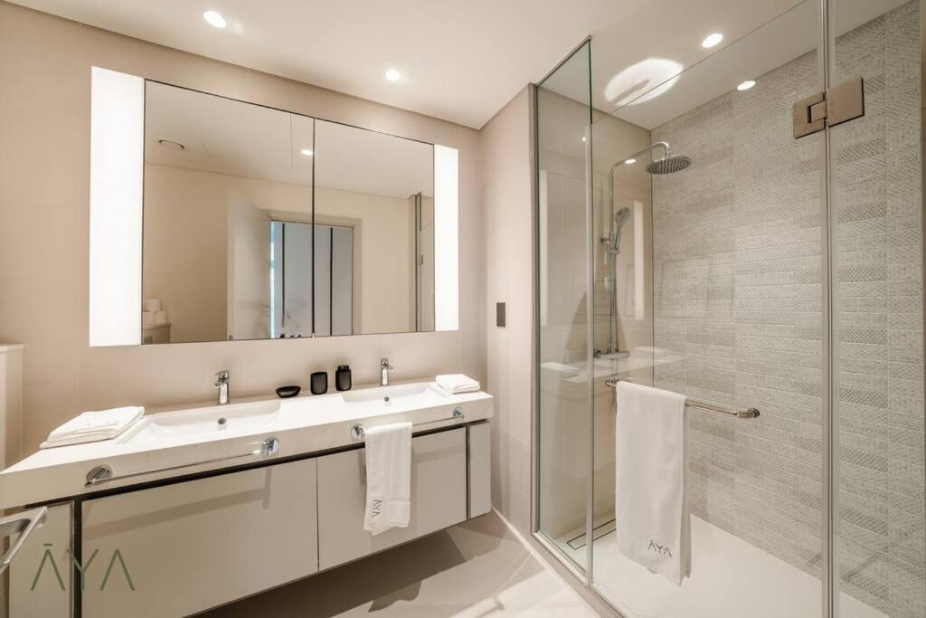 Luxurious 2-br At Sunrise Bay, Emaar Beachfront * Dubai