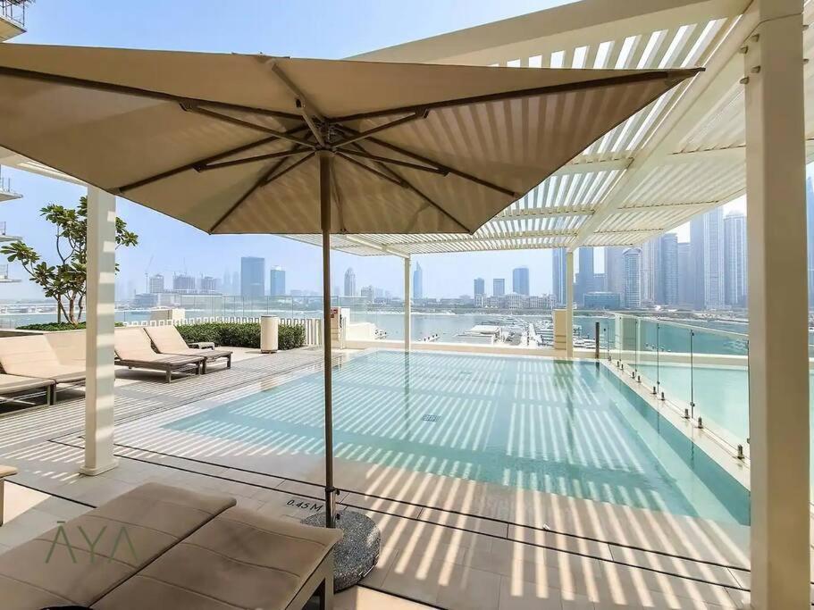 Luxurious 2-br At Sunrise Bay, Emaar Beachfront Dubai